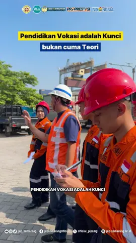 Field study program studi TALK PIP Semarang ke Gudang CFS Pelindo 🔥 Pendidikan vokasi yang berorientasi industri adalah investasi cerdas untuk masa depan, dan PIP Semarang menjadi contoh model pendidikan berkualitas.✨ @Kementerian Perhubungan RI @BPSDM Perhubungan @pusbangsdm.laut  #pipsemarang #TarunaTransportasi #PerguruanTinggiKemenhub #SDMunggulberprestasi #PROPRESTASI #sobatmaritim #pendidikanvokasi #perhubungan 