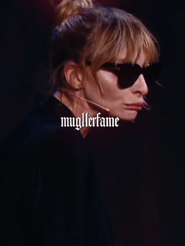 куда она оторвала билеты..?? #comedywoman #3 #viral  #edit #fypppp #fypviral #aesthetic #alightmotion #fyp #aftereffects #fypシ゚viral🖤tiktok☆♡🦋myvideo #brat #fypシ゚  #aestheticedit     cc: 2000slegend id: me ORIGINAL CONTENT, comedy woman эдит 