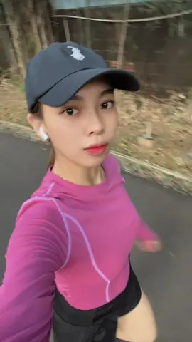 sumpahhh yaaa terang matahari ibarat cahaya ilahi🤣