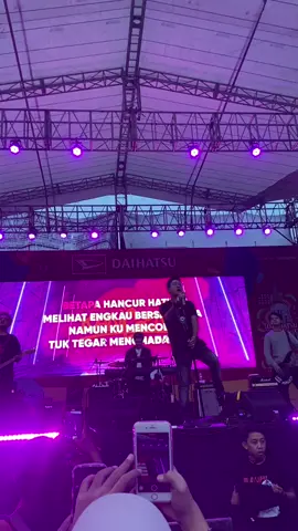 Tentang Aku, Kau dan Dia #kangenband #band2000an  #konser 