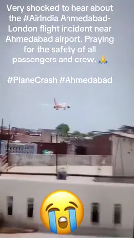 The plane crashed directly on the BJ Medical College UG hostel mess in Meghani Nagar. Many MBBS students have lost their lives. This is one of the most heartbreaking tragedies the city has seen. 💔 #Ahmedabad #BJMedicalCollege #PlaneCrash #AhmedabadPlanecrash #indian #india #pakistan 