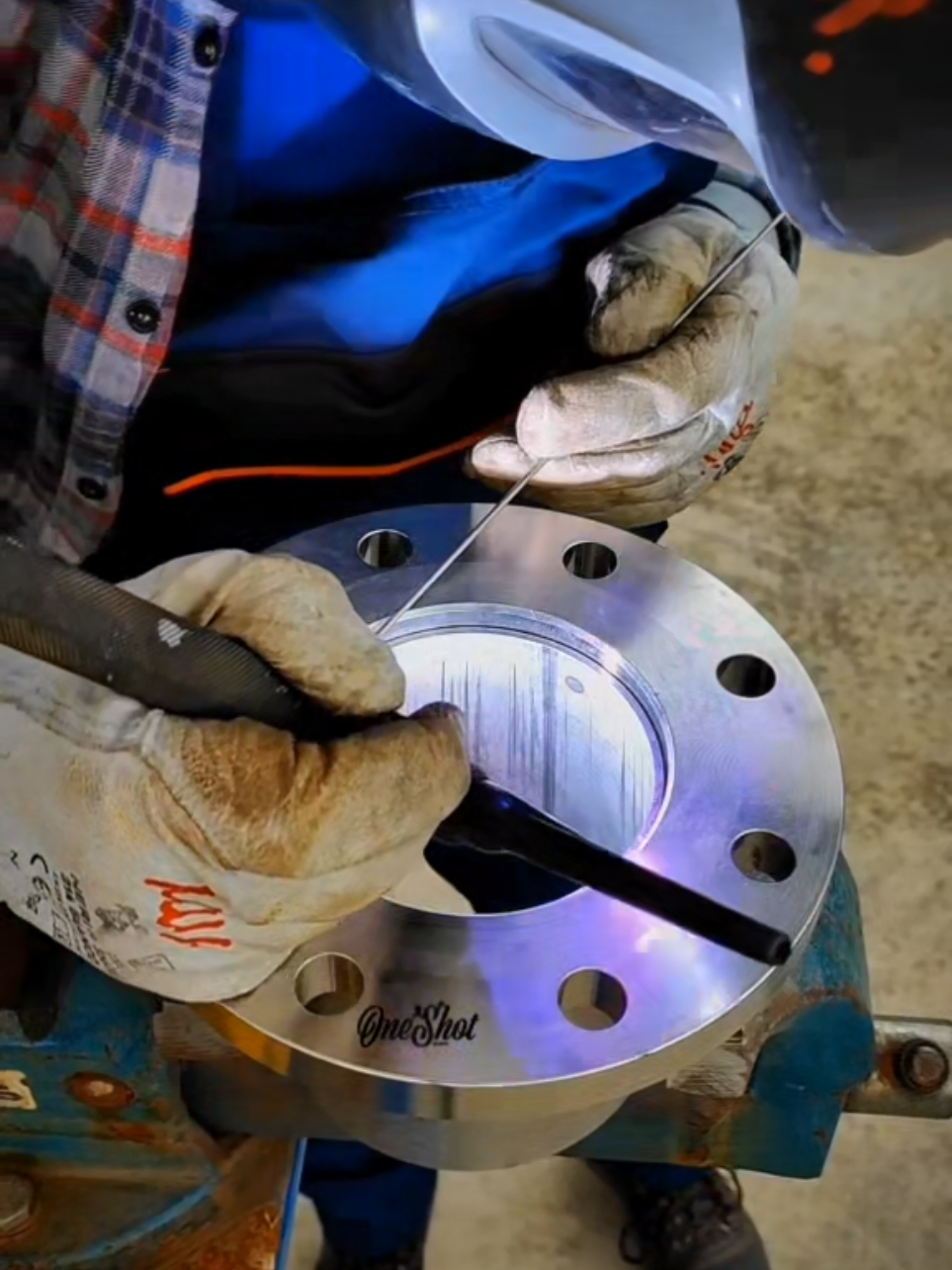 #weld #welding #weldingtiktok #welder #tig #pipe #pipeline #inoxtag #work #passion #italia #fyp #foryou #foryoupage #oneshotmuso #AllMyNamesWithAnchor 