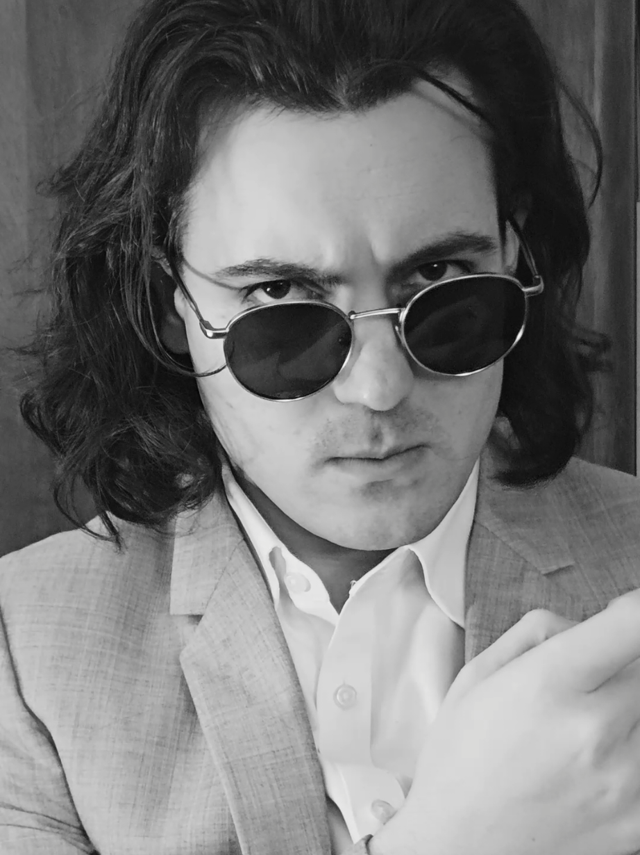 Moves. // Now touring Aus, Europe, UK. #sketch #sketchcomedy #noir 