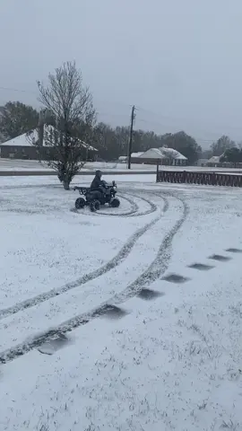 #louisiana #snow #havingfun 