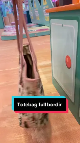 Yang butuh tas muat banyak tampilan menarik etniknya dapt, harganya ramah di kantong, wajib checkout tas yang satu ini, klik keranjang kuning sekarang #tasmurah #taswanita 