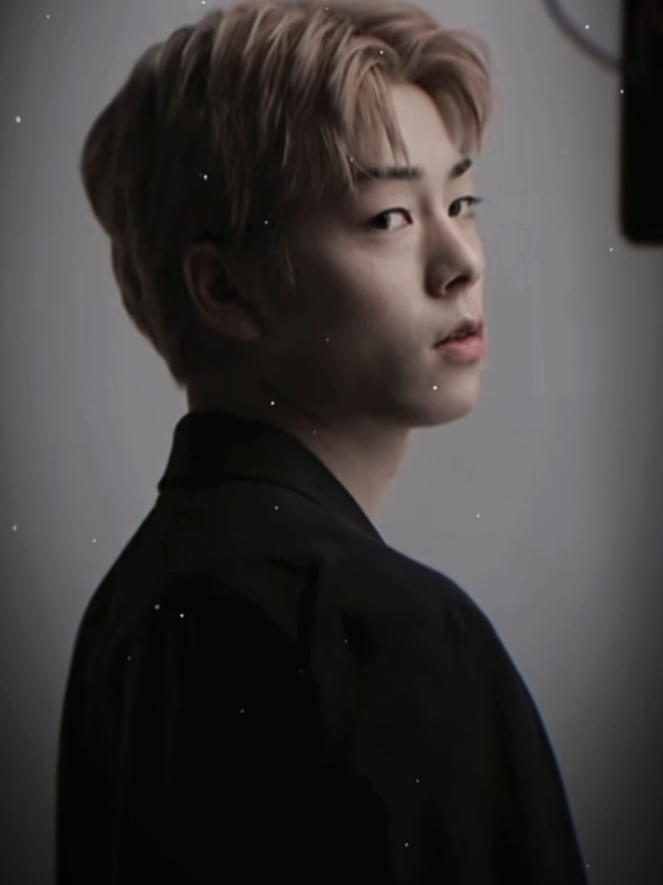 : He is my husband 💗🤩#xuhuong #fypシ゚ #viral #kotamuira🇯🇵 #dzaivl 