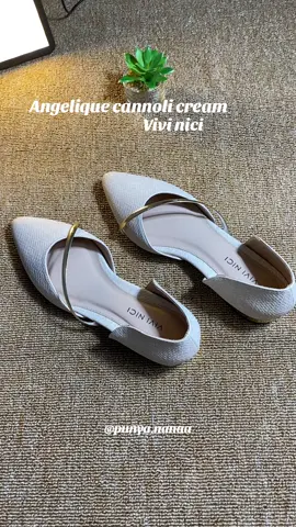 #heels #heelswanita #heelscantik #banggaproduklokal 