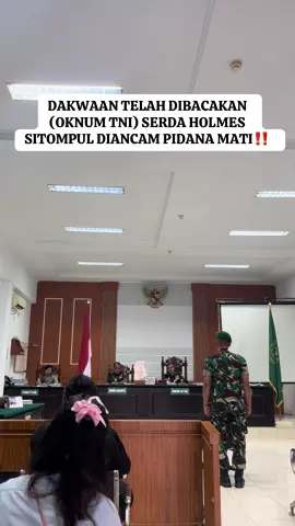 Serda Holmes didakwa dengn pasal: Kesatu : Pasal 328 KUHP jo Pasal 55 Ayat (1) ke-1 KUHP. Dan Kedua : Primair : Pasal 340 KUHP jo Pasal 55 Ayat (1) ke-1 KUHP. Subsidair : Pasal 338 KUHP jo Pasal 55 Ayat (1) ke-1 KUHP. Lebih Subsidair : Pasal 351 Ayat (1) jo Ayat (3) KUHP jo Pasal 55 Ayat (1) ke-1 KUHP. Mari kita kawan hingga putusan Hakim✅ #pelakupembunuhan #oknumtni #serdaholmessitompul #pengadilanmilitermedan #justiceforandreassianipar 