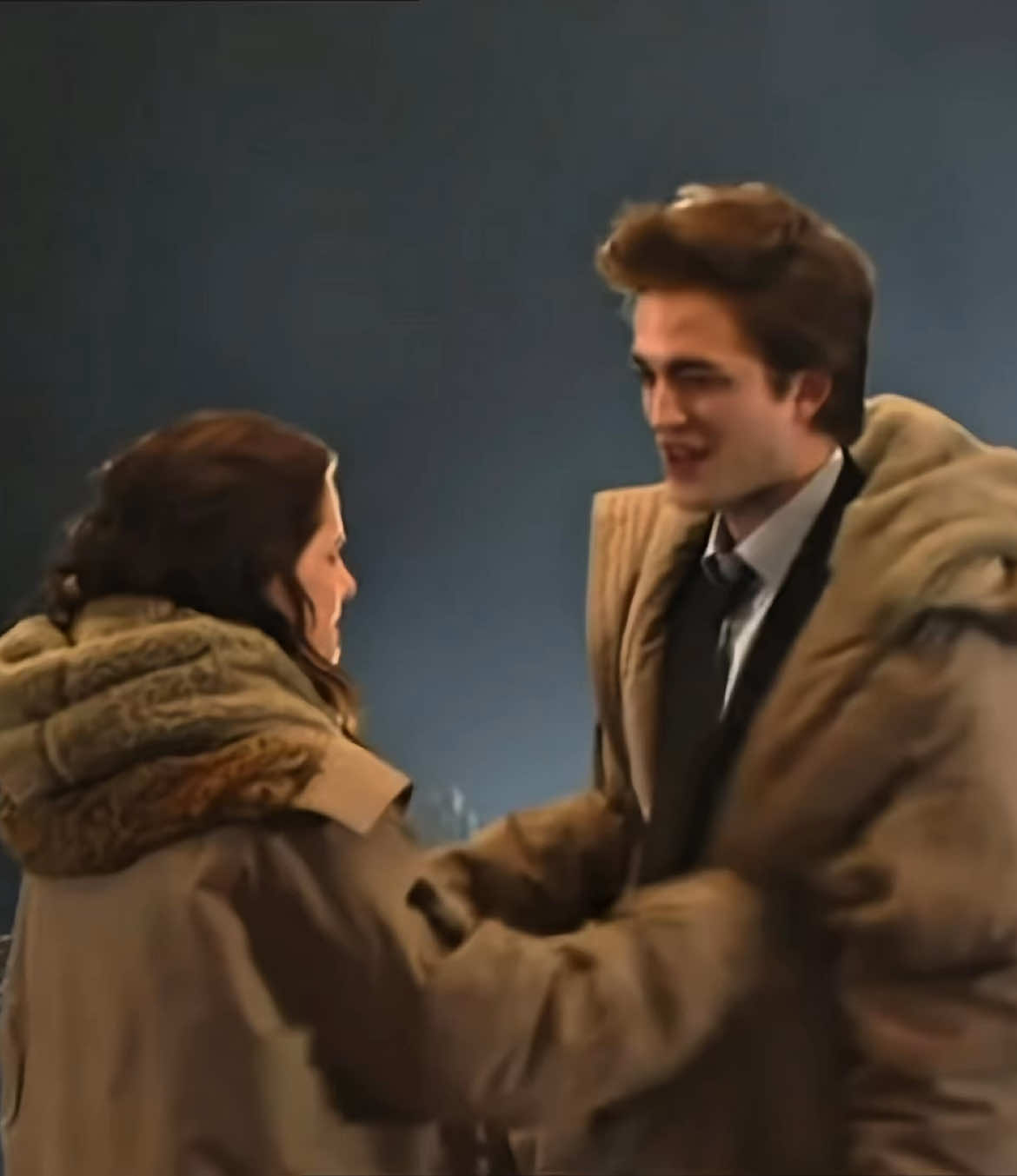 this is so 2010 #twilight #twilightsaga #twilightedit #robertpattinson #robertpattinsonedit #kristenstewart #kristenstewartedit #fyp #foryou #foryoupage #viral #original #originalcontent #Love 