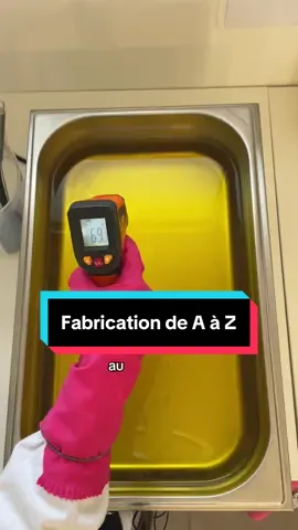 La fabrication d’un savon en saponification au chaudron de À à Z ! Ici c’est une recette à l’huile d’argousier, surgras à 8%  #saponificationchaudron #savonsolide #savonartisanal #huileargousier 
