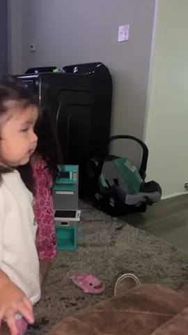 Isabelita quiere pan, y como ya tengo más de un mes que no compro, entonces voy a hacer un poquito acá en la casa nomás para quitarle las ganas, como quiera ella lo que se come, es un pedacito muy pequeño💖#parati #isabelita 