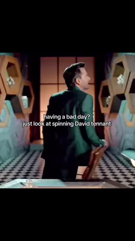 he’s so goofy and dumb I love him #davidtennant #actor #cutie #pridemonth #goodomens #drwho #broadchurch #fyp #viral 