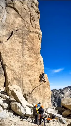 #trend #disaster #creatorsearchinsights #tiktoknews #foryoupage #collapse #mountains  #tik_tok 