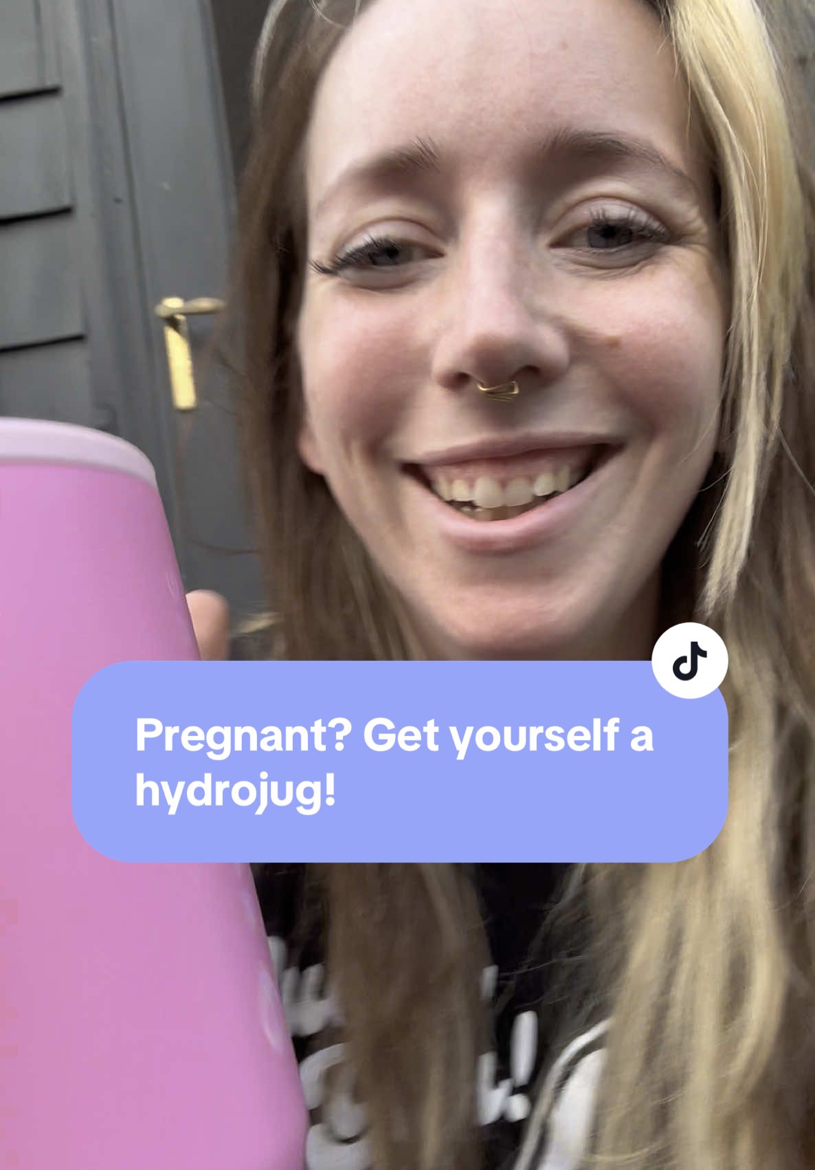Seriously though, why are you so thirsty in early pregnancy?? #hydrojug #earlypregnancy #stayhydrated 