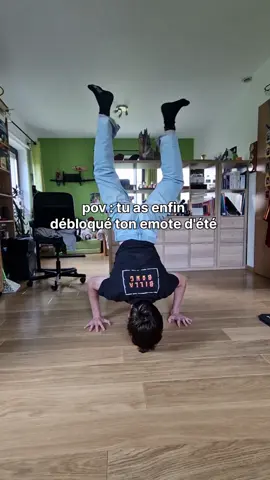 #streetworkout #calisthenics #sport #hspu #handstand #frogstand #frogstandtohandstand 
