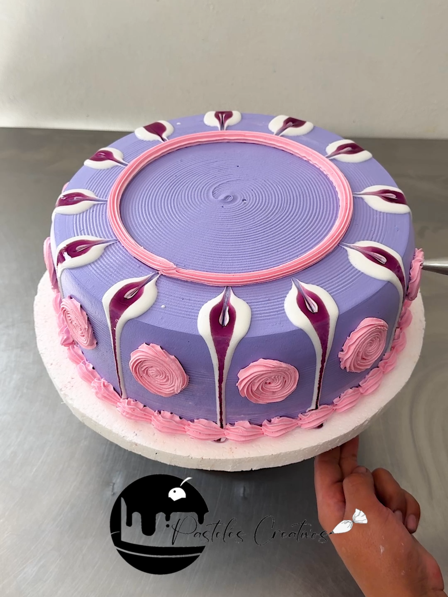 tortas con crema de frutilla  #cakedecoration #pasteles