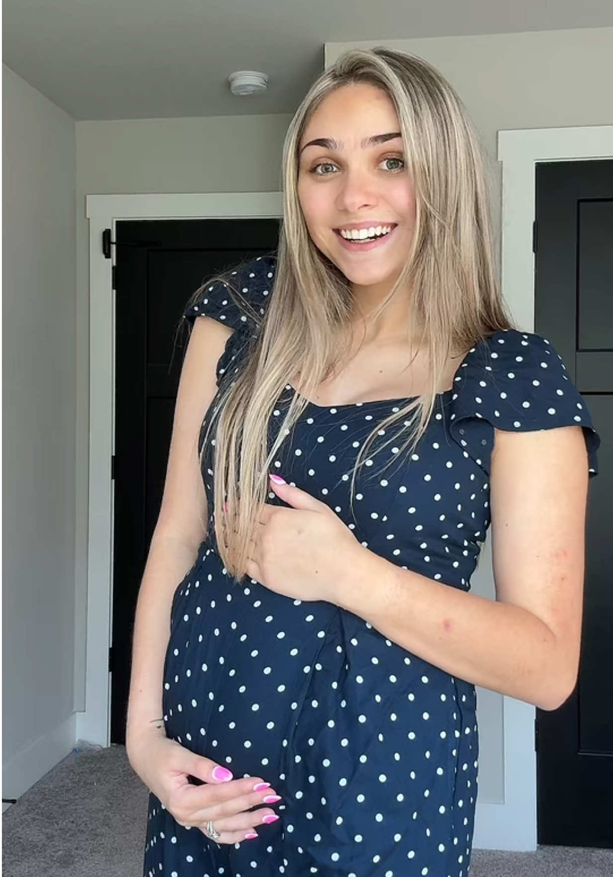 Actually almost 22 weeks 🥳 october can’t come quick enough 😫 #pregnant #pregnancy #2025baby #22weekspregnant 