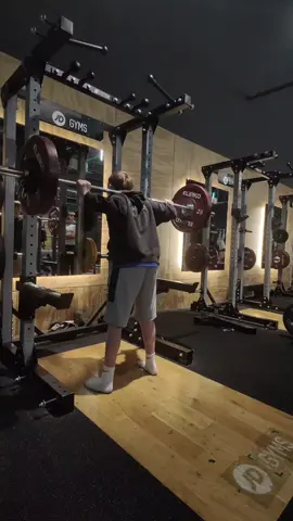 depth getting better and sumo form improving aswell  #lifts #gym #16 #lower #leeds #capcut_edit 