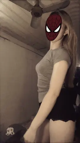 Trang sức lấp lánh như đèn pha 🙄😌#tiktok #xh #xuhuongtiktok #xuhuong #viral #trending 
