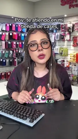Califica el servicio al cliente 😂💕 #asmr #iphone #caseiphone #case #servicioalcliente #vendedora #clientes 