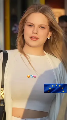 #فواكهاوروبا🤤🍓❤️🇪🇺#فرنسا🇨🇵_بلجيكا🇧🇪_المانيا🇩🇪_اسبانيا🇪🇸 #الغربة_تنادي👈🏊 #غربة_صعيبة_وانا_بغيتها🇪🇺 