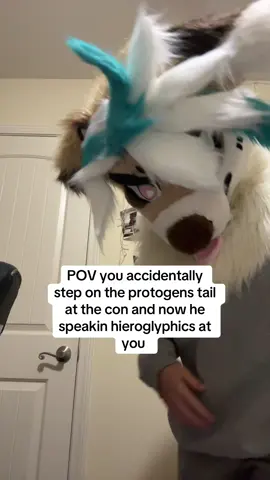 I just know they would #venomvoice #fursuitersoftiktok #fursuiter #furryfandom #skulldogfursuit 