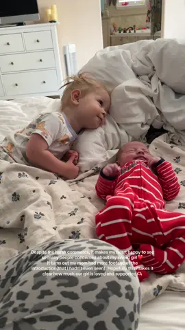 Replying to @BeautifulNightmare NEWLY DISCOVERED FOOTAGE!!!🎺🎺🎺 #Siblings #introduction #videoreply #homebirth #holisticliving #toddlersoftiktok #MomsofTikTok #postpartum #fyp 