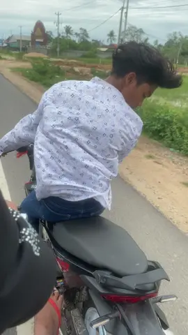 សេដ🖤🖤🛵🥹