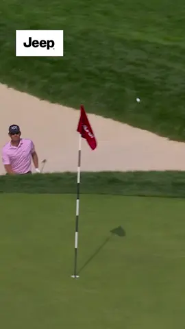 Look back at Thursday's top shots from Oakmont's iconic par three 13th. ⛳ Golf Channel | @Jeep 