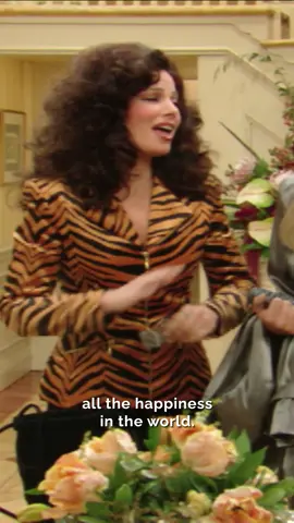 She went from Oy Vey 🙅🏻‍♀️ to Oy SLAY 💁🏻‍♀️ very quickly. #QueensQueens #HappyPride 🌈 Stream The Nanny on Peacock, Amazon Prime, or The Roku Channel.