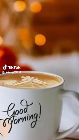 tetap tersenyum☺️
