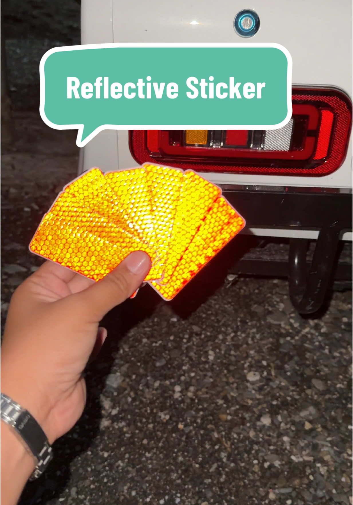 Reflective Sticker #reflectivesticker #reflectorizedstickers #stickerformotorcycle @C.M.online 