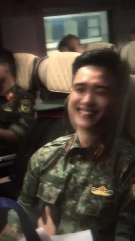 có thể gọi “Lê Hoàng Hiệp” là tính từ.                                                #lehoanghiep #quandoinhandanvietnam #chubodoi #a50 #a80 #fyp #xuhuong #viral  