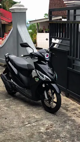 kata siapa mioj di liat dari depan jelek nyatanya ganteng gini🥴🤙🏻🤙🏻🤙🏻 #mioj #mioj115 #miojmodifikasi #mioj54p #mio #miogt #miom3 #fypシ゚ 