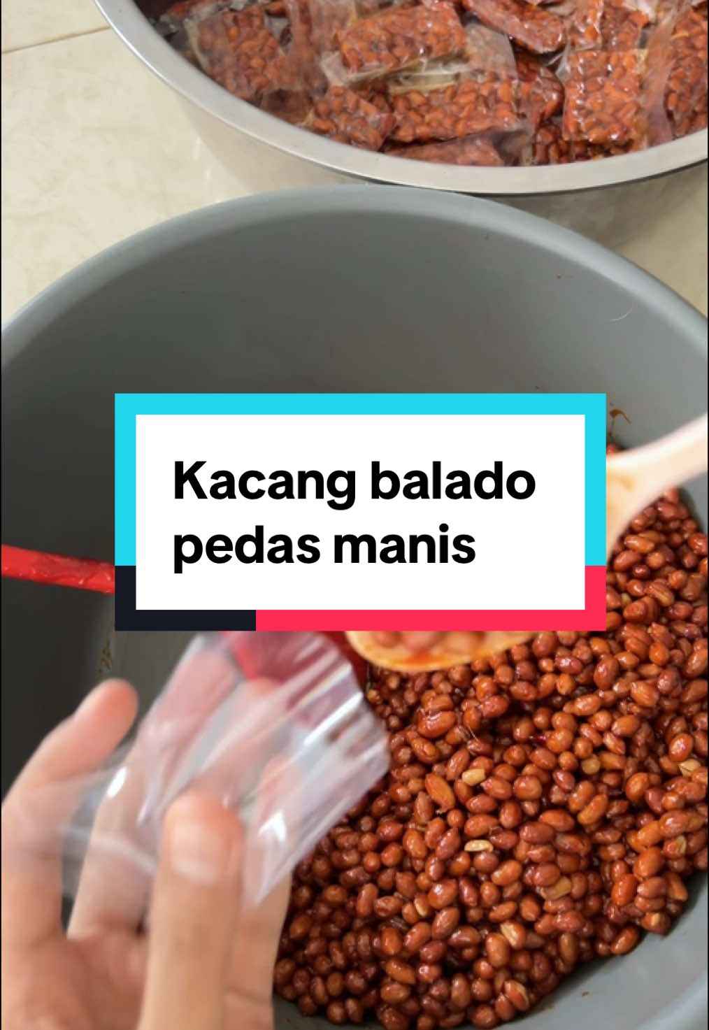 Bisa pesan via : Tiktok : cek showcase di Bio Oyen : cemilan uni fatma  Wawa : 082285969446(no call no spam )  #kacangbalado #fyppppppppppppppppppppppp 