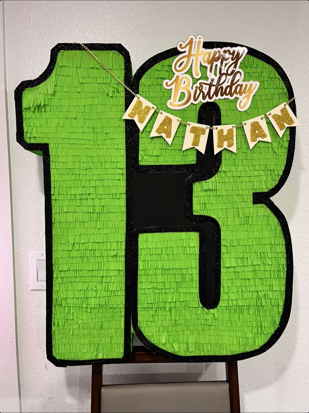 DECORANDO UNA PIÑATA NÚMERO 13 #13 #piñataspersonalizadas #piñatas 