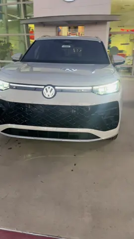 25 Tiguan SEL R-Line in Sandstone 🔥  Currently available  #volkswagen #tiguanrline #vwtiguan #tiguan #bestsuv #suv #carsoftiktok #newcars #fyp #gilbertaz #arizona 