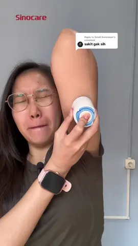 Replying to @Sandi Kurniawan Sakit ga sih???!!! #sinocare #sinocareindonesia #cgm #sinocarecgm #alatcekguladarah #diabetes 