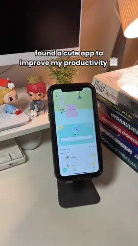 this cute app boosts my mood everytime i'm feeling down 🧸 @pinku_app #pinku #moodboost #dailygoals #challenge #healing #companion #app #recommendations 