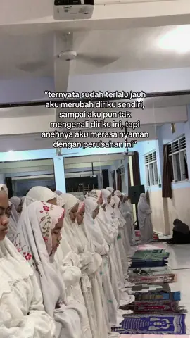 Trimakasih ya Allah, engkau telah membawa langkah-langkah kecil ku ke jalan yang memang hamba butuhkan, yaitu rasa ketenangan akan dekat dengan mu lewat pesantren Al-Falah Al-Makky inii🥹🙏🤍@Alfalah Almakky #fypp #santri #allah #cintasejati 
