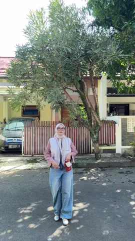 ootd simple support dari @KAMA STUFF 🧚
