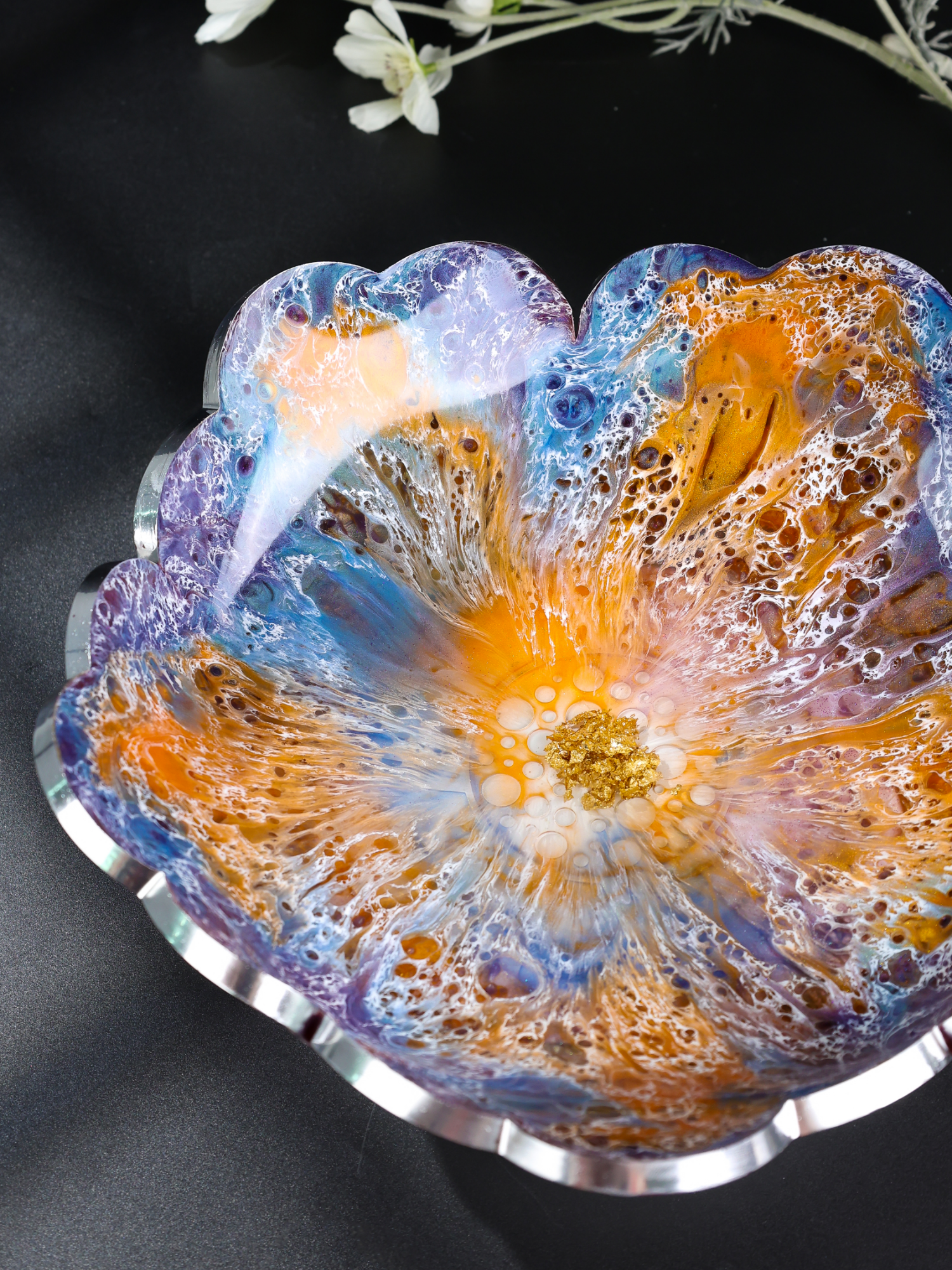 🌈 Watch this magical resin bloom come to life! A burst of fiery orange, dreamy purples, and shimmering gold—just like a galaxy trapped in a flower.#ResinArt #DIYCrafts #CreativeProjects #CreativeVibes #DIYHandmade #HandmadeGift #BigDiscount #HeyClear #ResinTray