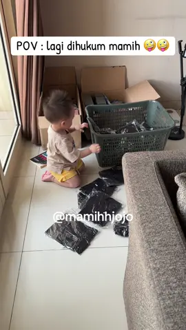 POV : jojo lagi dihukum sama mami  🤪🤪 Untung belum dibawa kang dedi jo 🤣🤪  #adayinmylife #baby #1tahun