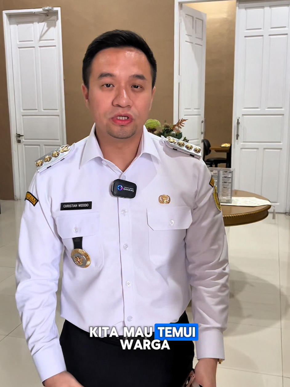 Konsisten memenuhi janji kampanye satu per satu untuk bertemu menerima keluhan warga sambil pangan lokal santai di Rujab. #kupangntt💯🔥 #kupangpunyadong🔥 #kupangviral #kotakupang #dokterchristianwidodo 