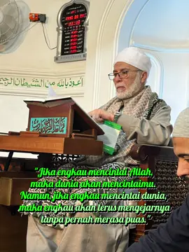 Hakikat Cinta. #syekhyusrijabr #hikmah #masisir #kalamulama #syekh #cinta 