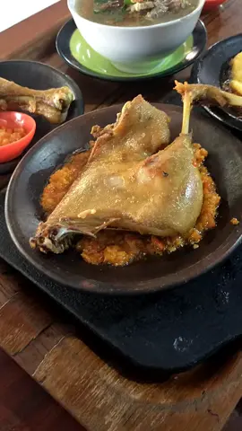 Mau yang manaa niii😍 Masih banyak menu yang bisa temen-temen cobain kalau ke kedaii.. yuk buruan cobainn😁😁 📍Sambal Cobek Bakar Kedai Q&Q Mangunsari, Gunungpati, Semarang  ☎️ Nomor wa 081225840091 Tanya2 menu, sharelock atau promo yg berlaku bisa langsung ke nomor wa mimin yaa #kulinergunungpati  #kulinerungaran  #kulinersemarang  #kedaiqq  #sambelcobekbakargunungpati  #sambelbakar 