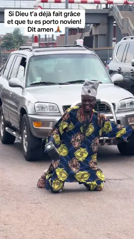 Danse traditionnelle toujours 😅 @Enagnon le Bernithologue @🧿Nicho❤️🔐  #challenge #danse #traditional #benintiktok🇧🇯 #portonovo🇧🇯 #lik 