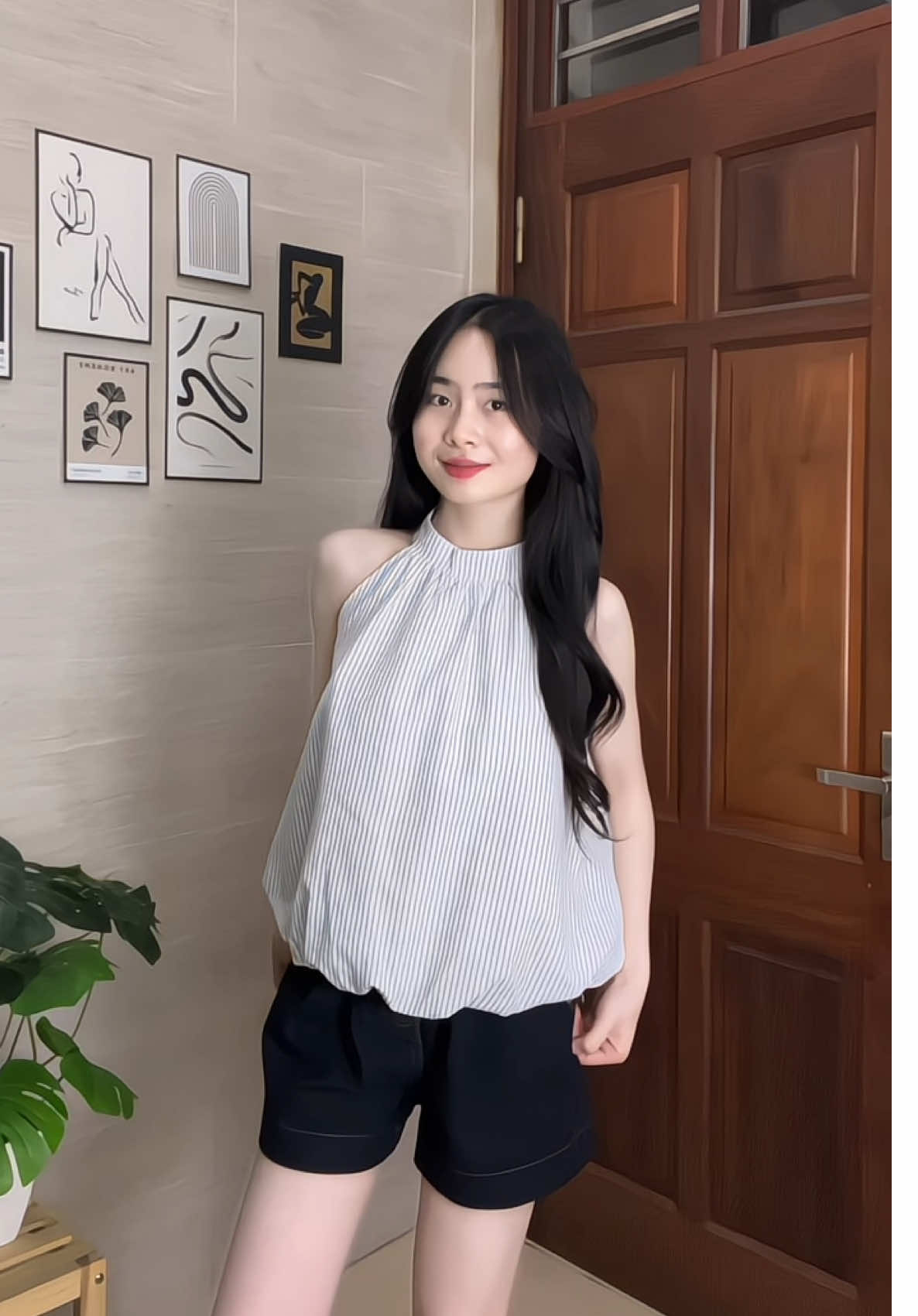 Áo bí cổ yếm kẻ #viral #OOTD #hottrend #quanao #basic #xuhuong #trending #videohangthoitrang #macgidexinh #thoitrangnu #HangMoiVe #outfit #thoitrang 