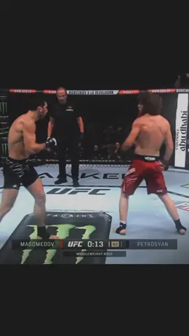 Sharabutdin Magomedov, yang akrab disapa Shara Bullet, adalah seorang petarung MMA profesional asal Dagestan, Rusia. Berikut beberapa detail tentang asal mula dan rekornya: Asal Mula - *Latar Belakang*: Magomedov berasal dari Dagestan, Rusia, yang terkenal sebagai daerah penghasil atlet MMA tangguh, seperti Khabib Nurmagomedov dan Islam Makhachev. - *Gaya Bertarung*: Magomedov memiliki gaya bertarung Muay Thai yang membedakannya dari petarung Dagestan lainnya yang umumnya fokus pada Sambo. - *Cedera Mata*: Magomedov mengalami cedera mata pada 2016 yang membuatnya menjadi petarung bermata satu. Rekor dan Prestasi - *Rekor Karir*: Magomedov memiliki rekor 15-1-0 di MMA, dengan 12 kemenangan sebelum bergabung dengan UFC. - *Rekor Tak Terkalahkan*: Ia sebelumnya memiliki rekor tak terkalahkan yang berakhir saat kalah dari Michael 