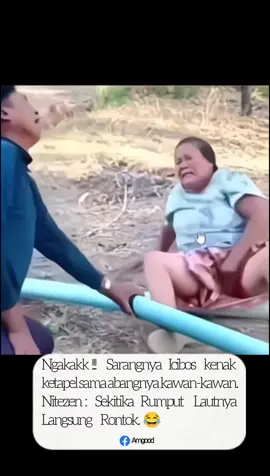 Maaf makk, gak sengaja di katapel sarangnya makk😂🤣😭 #sksd  #jangkauanluas #videolucu #ngakak #kocak #meme #funny #viralreels #fypreels #followｍe #fakesituation 